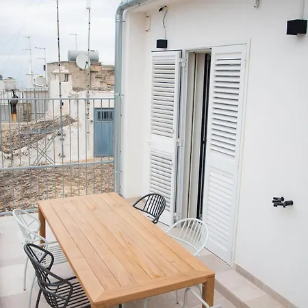 Vista Bianca Apartment